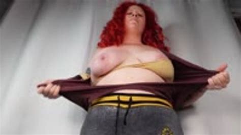 Frumpy Stepsis RAPID GROWTH From Anger Turns Her Into A Hot Goth Giantess MP4 1080 Deanna S