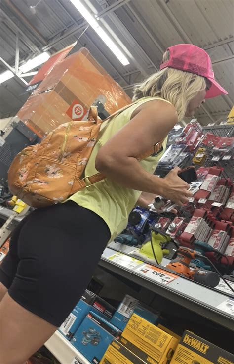 Hot Blonde In Spandex Bending For Me Video Spandex Leggings Yoga Pants Forum