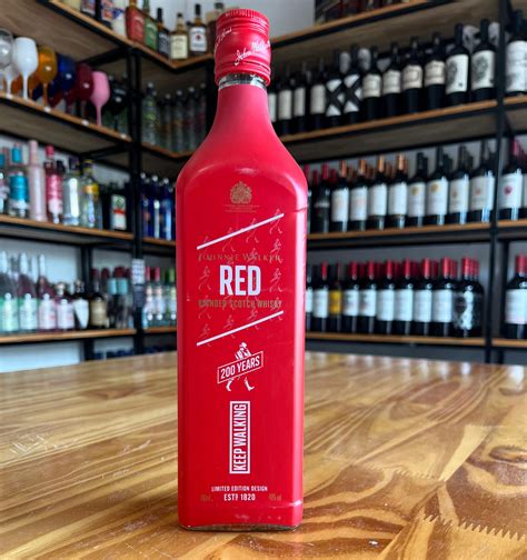 JOHNNIE WALKER RED ICON 700cc – Kiosco Van Van