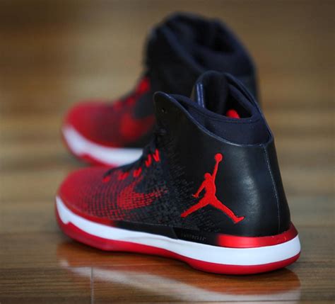 Air Jordan 31 And Air Jordan 1 "Banned" Meet In This New Photo Set ...