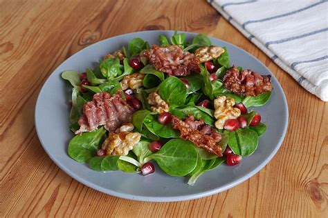 Weihnachtlicher Feldsalat Mit Granatapfelkernen Von Hasefratz Chefkoch De