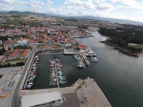 Puerto De Vilanova Marina Arousa Turismo Rias Baixas