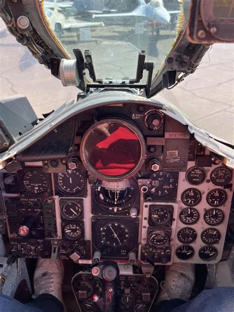 F-4 phantom cockpit : FighterJets