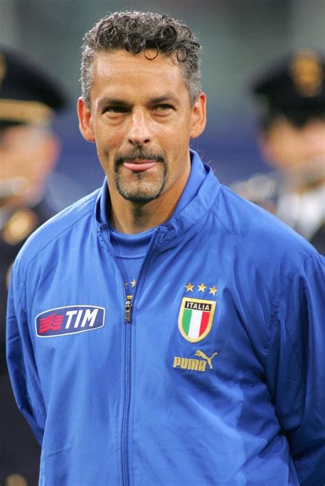 394 best Roberto Baggio images on Pinterest | Roberto baggio, Soccer ...