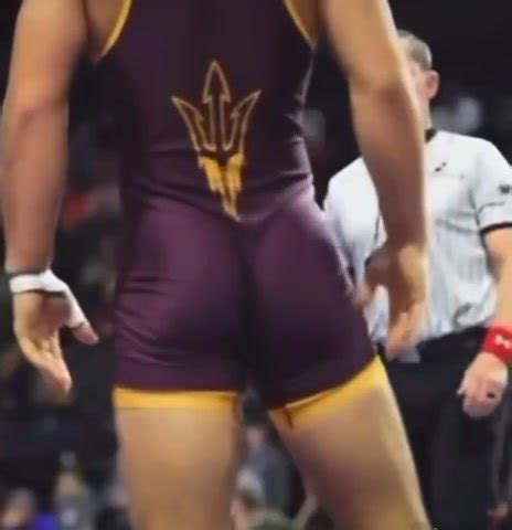 Big Muscular Ass Of A Wrestler ThisVid