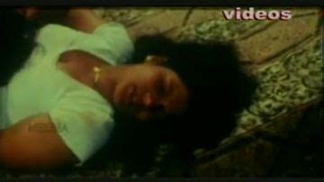 Provocative Mallu Tramp Touching Her Sexy Body Porn