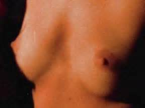 ROBERTA COLLINS Nude AZNude