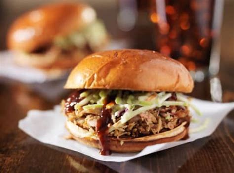 What To Serve With Pulled Pork Sandwiches 8 Best Side Dishes Eatdelights