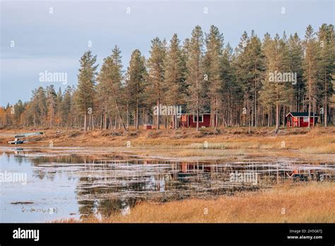 Country house on the lake in Finland Stock Photo - Alamy