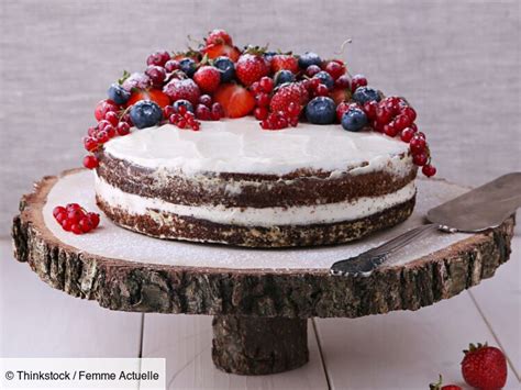 Naked Cake Aux Fruits Rouges Facile D Couvrez Les Recettes De Cuisine