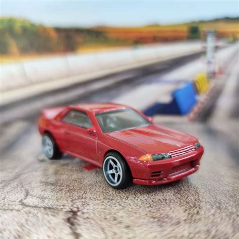 Hot Wheels Premium Pack Double Pack Nissan Skyline Gt R Bnr Red Loose Shopee Malaysia