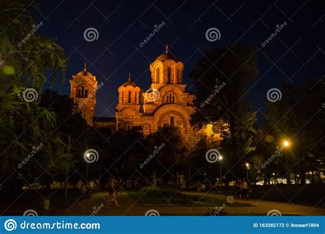 Belgrado Serbia Iglesia De San Marcos En El Fondo Parque Tasmajdan