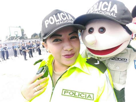 Policía Ecuador El Riobambeño™ Todo Sobre R I O B A M B A