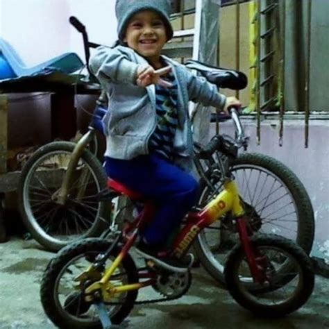 シ𝐬𝐨𝐥𝐚𝐫𝐭𝐞 bro0klyn babe Threads Say more