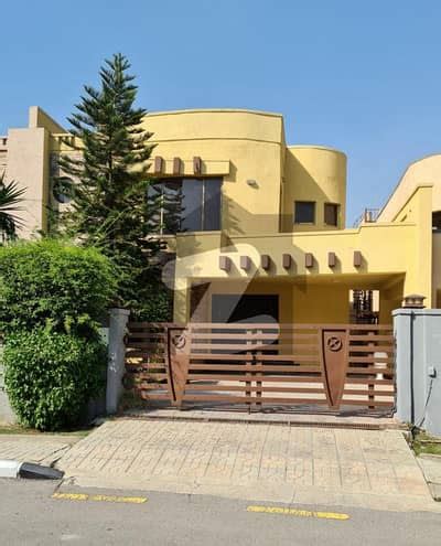 Beautiful Safari Villa For Sale In Safari Villa Rawalpindi Bahria