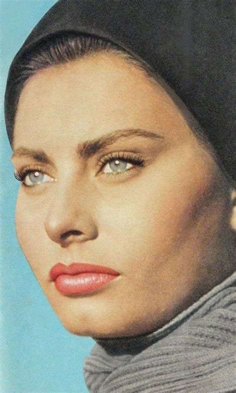 Пин на доске SOPHIA LOREN FOREVER