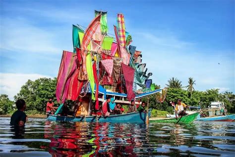 Mengenal Tradisi Maudu Lompoa Desa Cikoang Peringatan Maulid Nabi