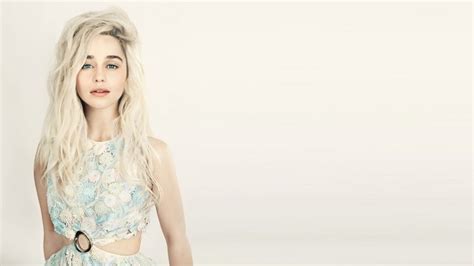 Emilia Clarke Blonde 4K HD Wallpaper Rare Gallery