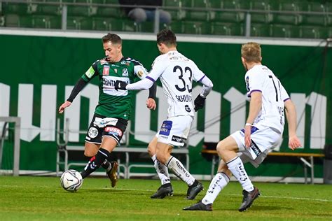 Gelungenes Ibertsberger Debüt Ried kickt Klagenfurt aus dem Cup