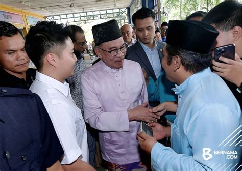 Tuntutan Saman Tun M Anwar Serahkan Kepada Peguam Utusan Borneo Online