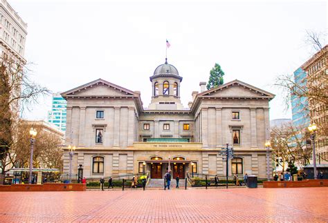 Discover the REAL Pioneer Courthouse Square Portland: It's Not What You Think!