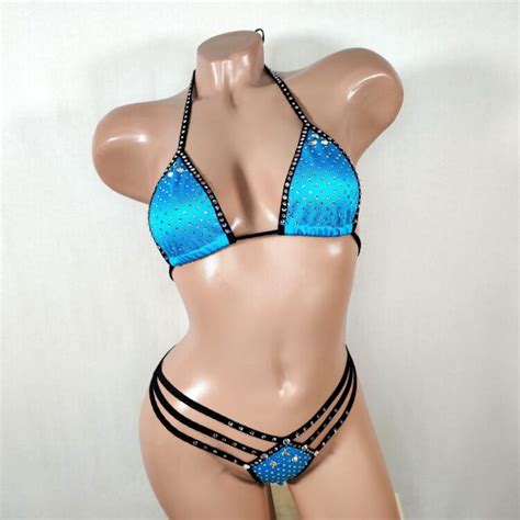 5 Hot Sexy Marita Clark Bikini Pics