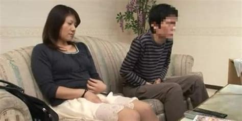 Friends Watching Porn Tnaflix