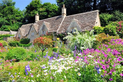 Weekend Cottages | Cottage Breaks Perfect for the Weekend