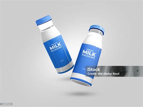 Botol Kaca Susu Mockup Realistis Untuk Desain Label Dan Branding Mockup