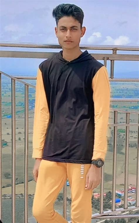 Meri Pic Dekh Lo 1 Nude Pics XHamster