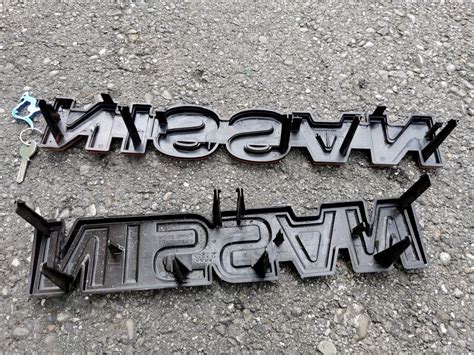 Nissan Schriftzug | Kaufen auf Ricardo