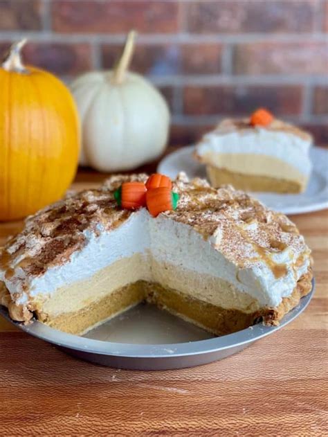 Easy Pumpkin Cream Cheese Pie Amycakes Bakes