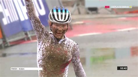 Coupe du monde de cyclo cross Puck Pieterse 20 ans phénoménale