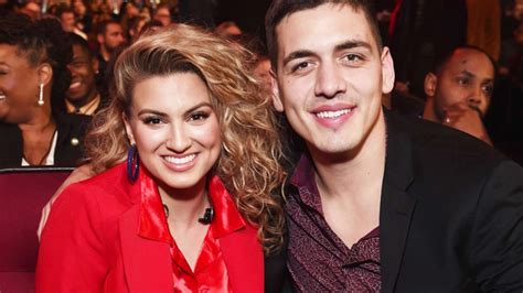 Tori Kelly S Husband Andre Murillo Gives Update On Her Health Scare Video