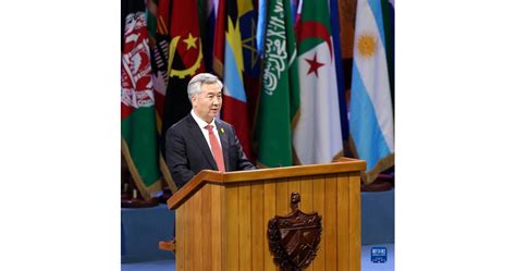 Ли Си: Китай споделя общата съдба с развиващите се страни