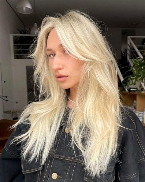 Trendy Ideas To Rock A Blonde Wolf Cut This Spring