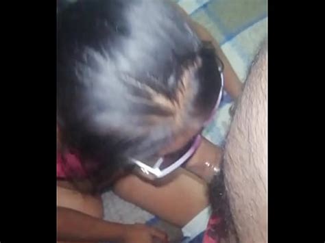 Flaquita De Lentes La Chupa Rico XVIDEOS