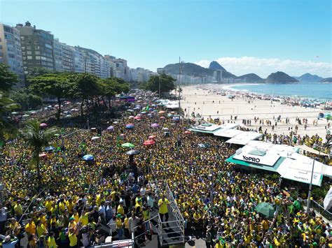 Veja Imagens Do Ato De Bolsonaro Em Copacabana No Rio