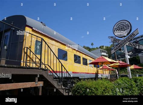 Los Angeles California Usa 13th July 2023 Carneys Train Restaurant On