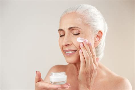 Astuces beauté peau mature nos conseils pour chouchouter les peaux matures