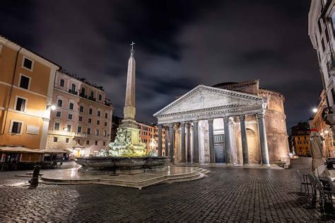 Roman Pantheon - A Masterpiece of Ancient Architecture and Engineering