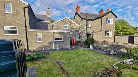 Dyffryn Ardudwy Monopoly Buy Sell Rent