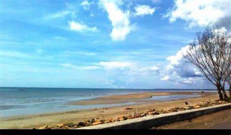 wisata pantai  bisa dikunjungi  kabupaten tanah bumbu