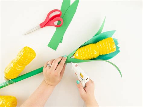 Wizard Of Oz Diy Corn Stalks Fun365