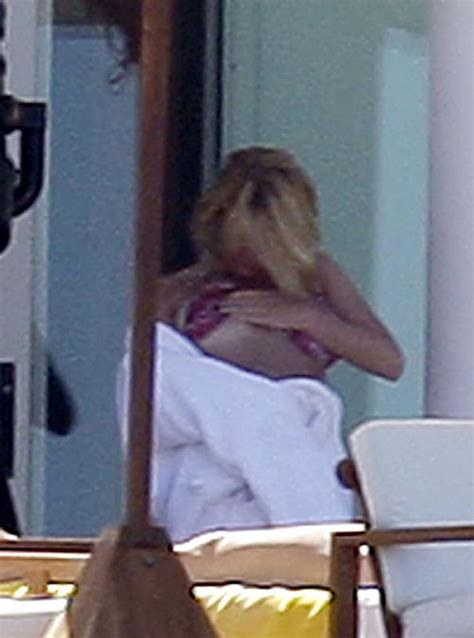 Nude Jessica Simpson Bikini Hotnupics