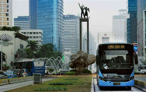 Pengguna Meningkat TransJakarta Jadi Transportasi Andalan Masyarakat