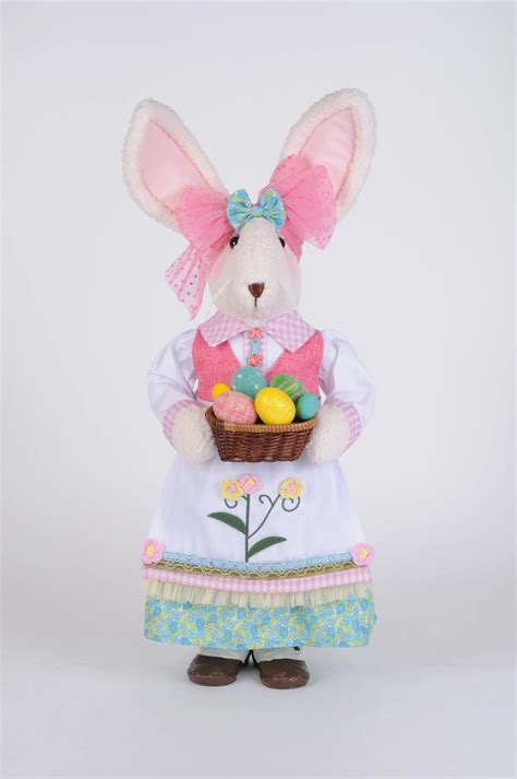 19" Stella Bunny by Karen Didion – Evis Design