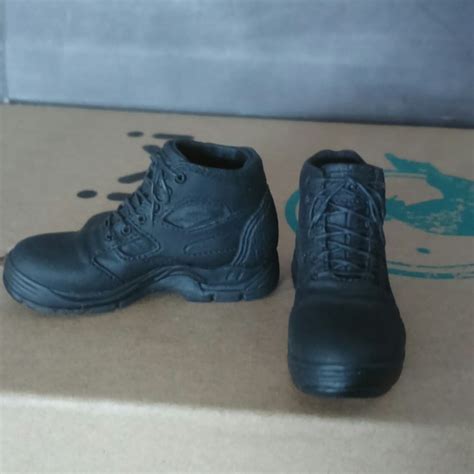 Jual Hot Toys Dam Vts Verycool Sideshow Tony Stark Mech Test Boots Jakarta Utara Ezio Cool