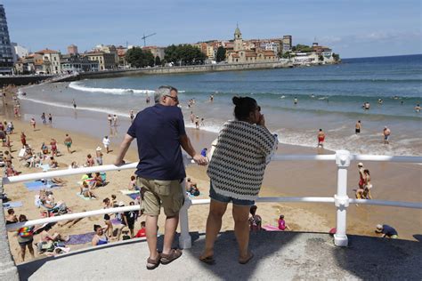 Fotos Vuelve El Intenso Calor A Asturias El Comercio Diario De Asturias