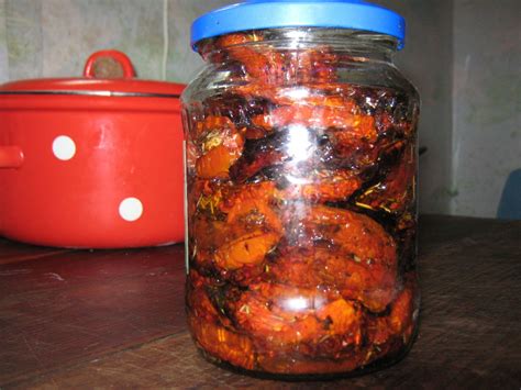 Вяленые помидоры - пошаговый рецепт с фото (33947 просмотров)